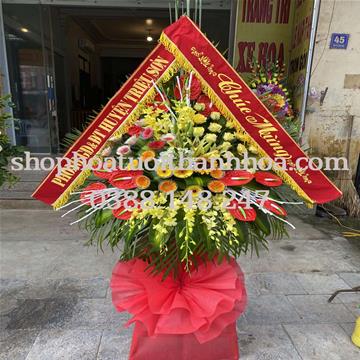 Kệ chúc mừng 20